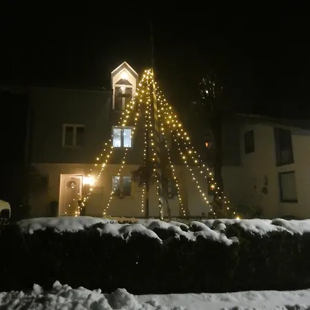 Laura Laeufers Chiemsee Gstadt Appartement *